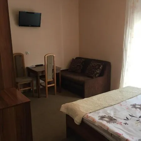 Kwatera prywatna Pod Debem *