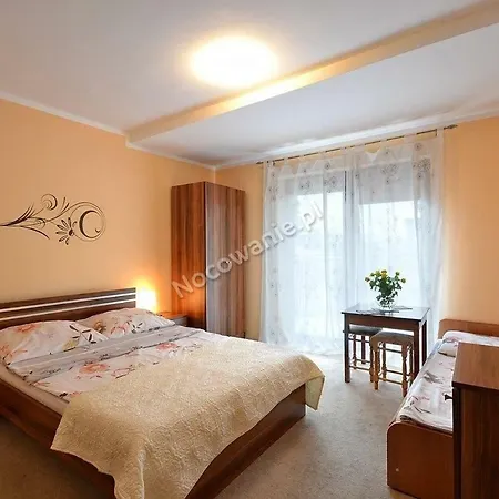 Pod Debem منزل للإقامة مينززدرويه