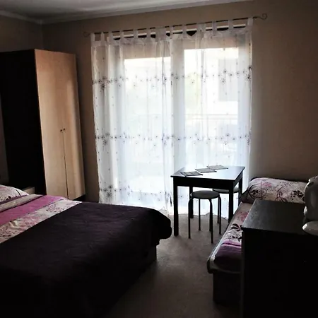 Pod Debem مينززدرويه