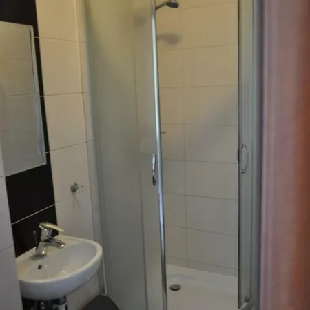 Pod Debem Kwatera prywatna