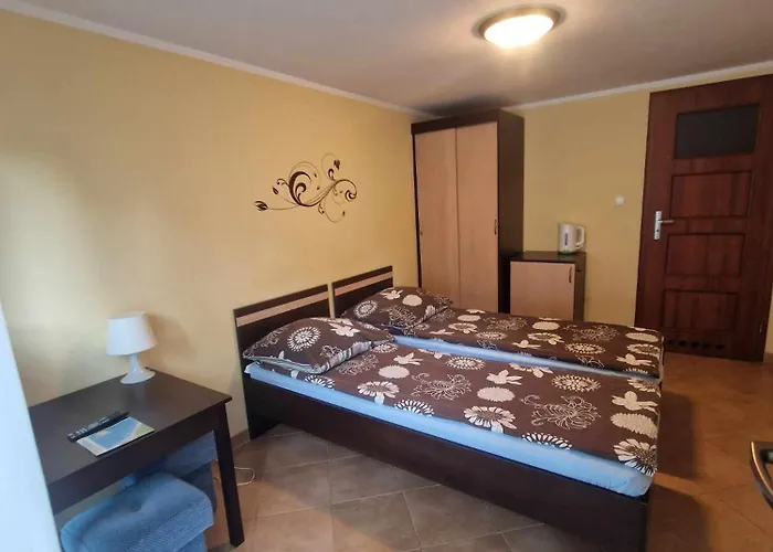 Pod Debem Homestay szállás *